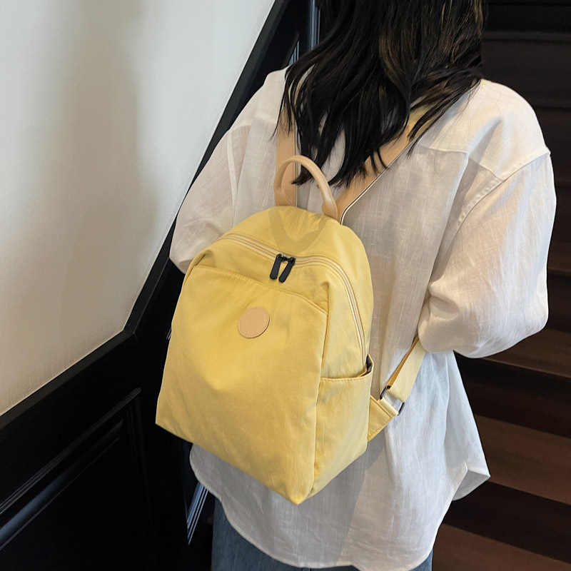 2025 Good-Looking Ladies Travel Lightweight Mountaineering Bag Commuting to Work Small Backpack Cute Plain Backpack