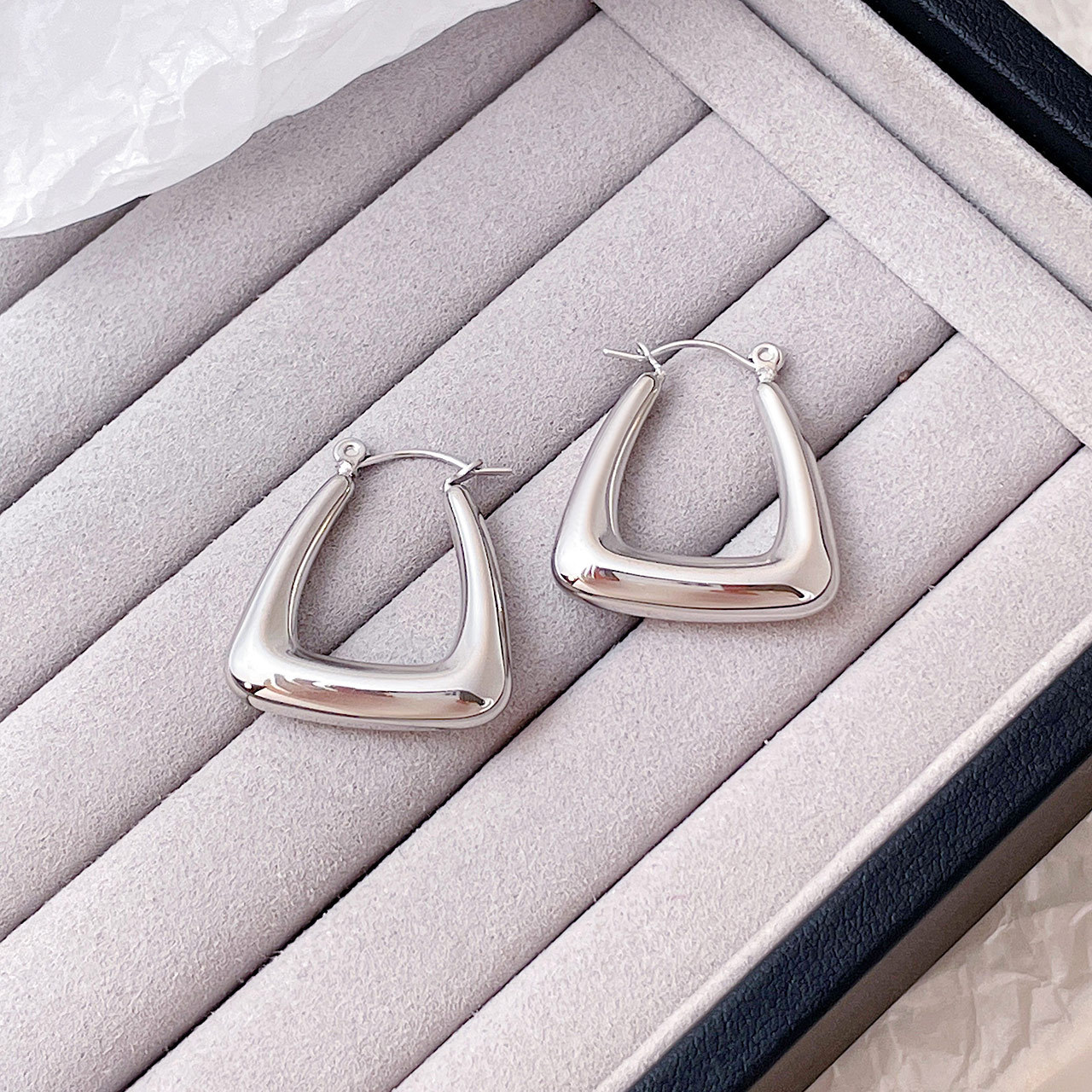 1 Piece Simple Style Square Plating Stainless Steel Hoop Earrings display picture 3