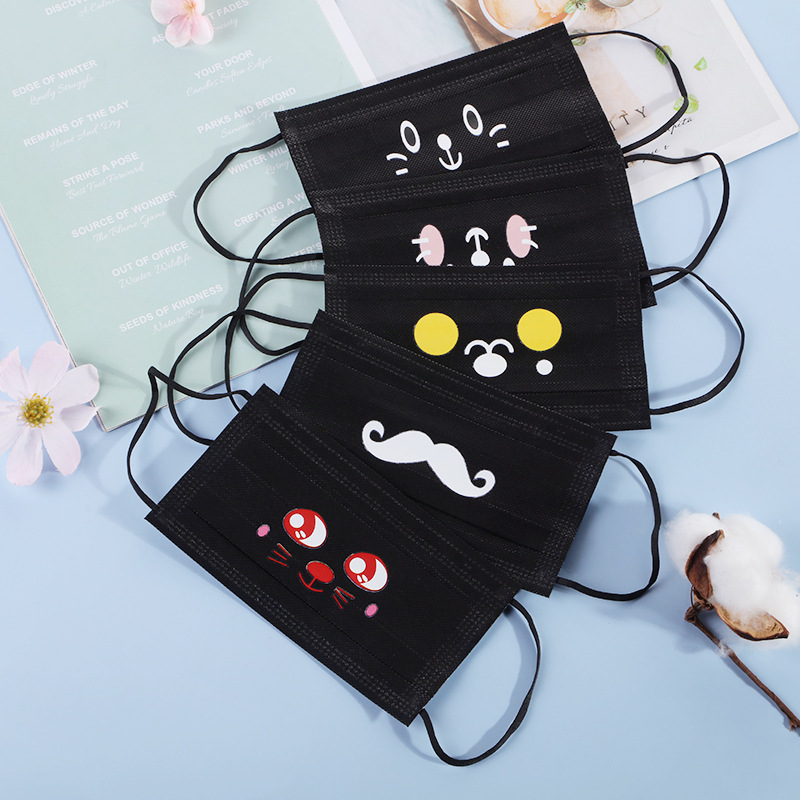 成人一次性口罩成人印花表情三层无纺布含熔喷层平面口罩现货批发