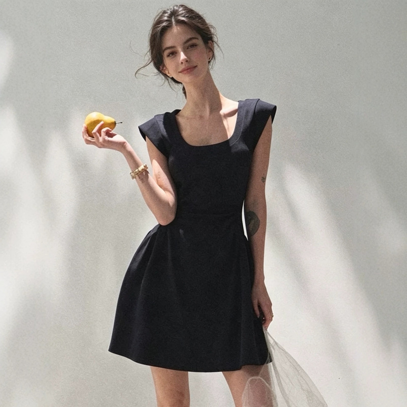 Oakmo Basic*Summer on the Island Lyocell U-Neck Skin-Friendly Everyday Dress with Right-Angle Shoulder and Waist-Cinching Design