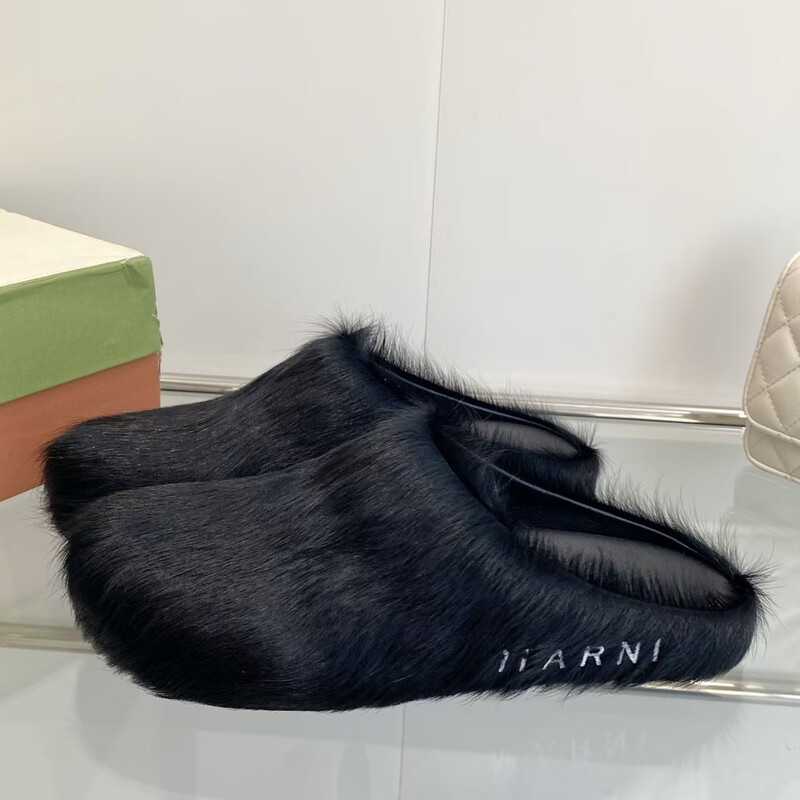 2024 New Couple's Candy-Colored Trendy Fashionable Closed-Toe Fur Slippers for Women, Flat Casual Horsehair Half-Slipper Men's Shoes 2024 New Couple's Candy-Colored Trendy Fashionable Closed-Toe Fur Slippers for Women, Flat Casual Horsehair Half-Slipper Men's Shoes