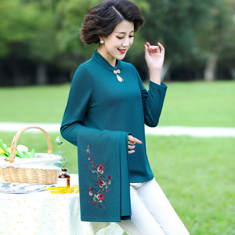 胖妈妈两件套装针织衫复古绣花春秋加肥大码高贵洋气中老年人女装
