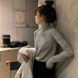 加绒高领打底衫女秋冬新款个性斑点内搭上衣ins修身百搭长袖T恤潮