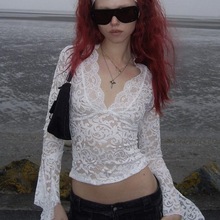 Deep V-short lace long sleeved top V̿߅L