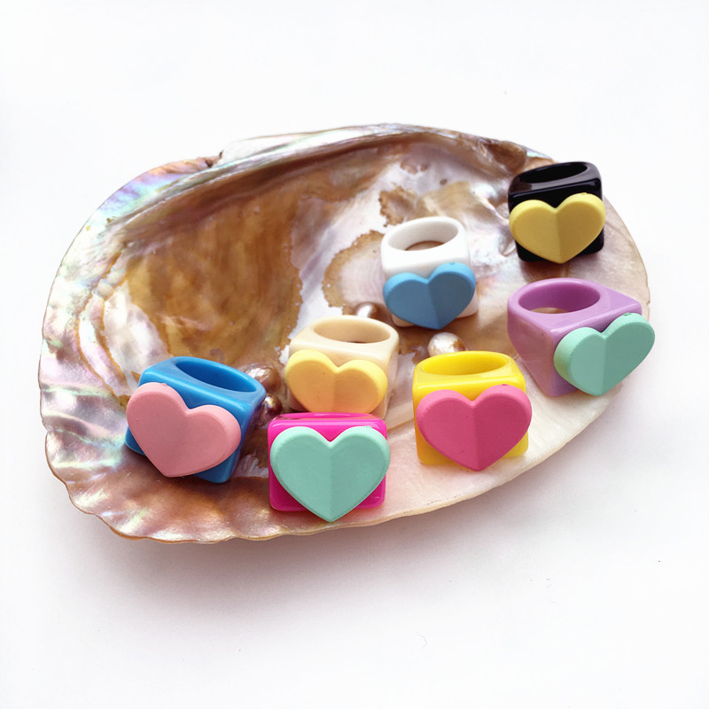 Fashion Heart Arylic Resin Unisex Rings display picture 6