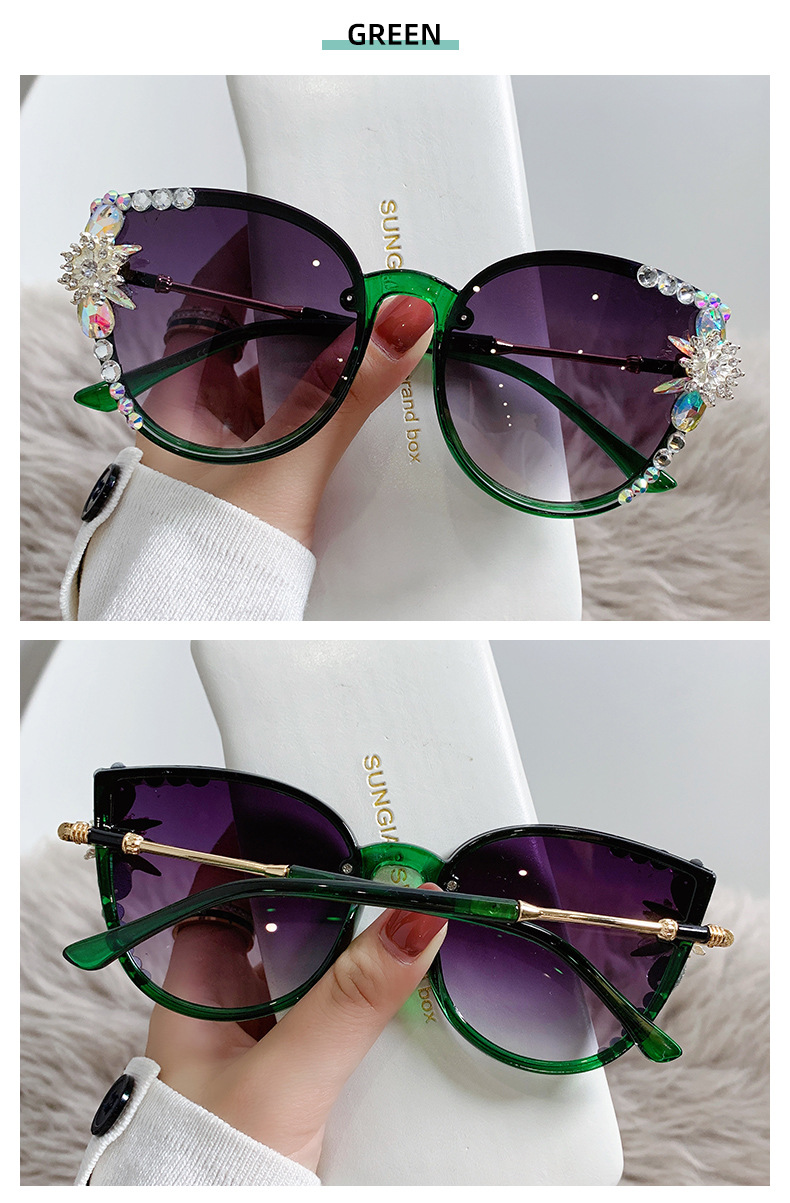 Elegant Solid Color Resin Cat Eye Diamond Full Frame Women's Sunglasses display picture 1