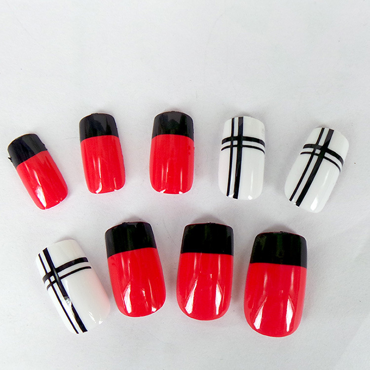 可定制贴合穿戴甲片 撞色拼接潮流甲片 24片长款线条背胶美甲贴片