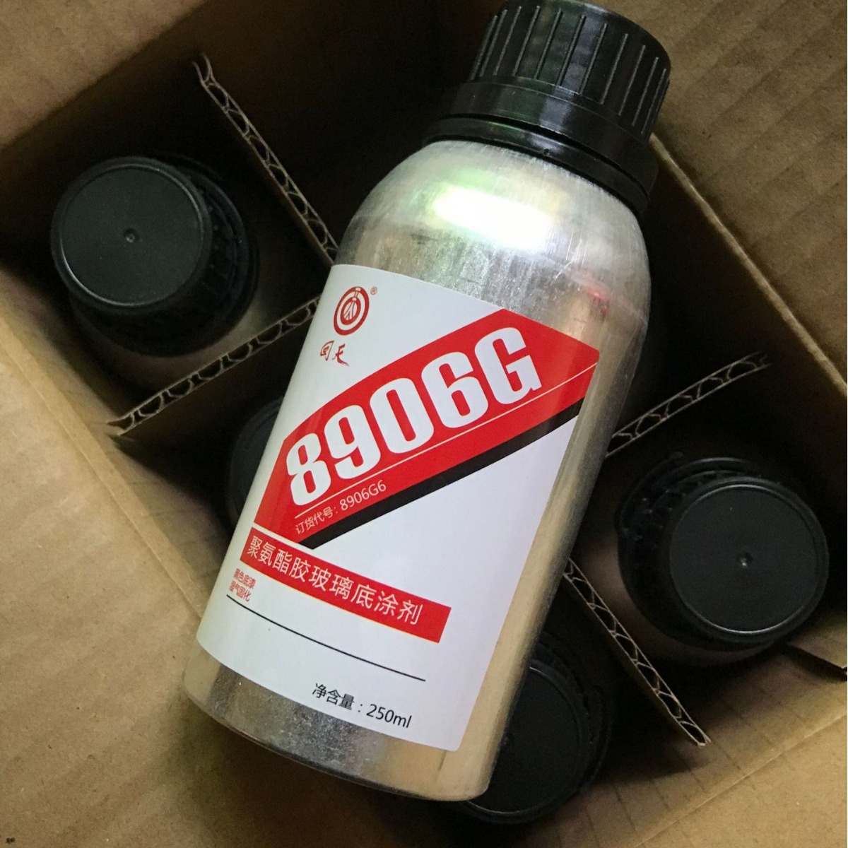 回天8906G聚氨酯胶玻璃底涂剂提高聚氨酯与玻璃面粘接力250ML黑色