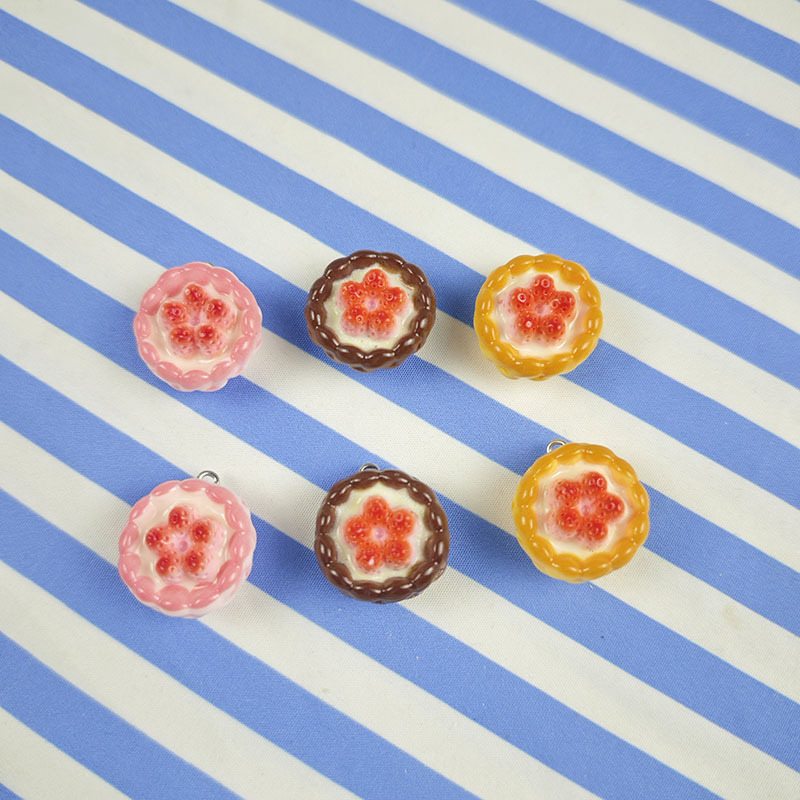 树脂新款小清新食玩蛋挞水果草莓钥匙扣包包吊坠挂件diy饰品配件