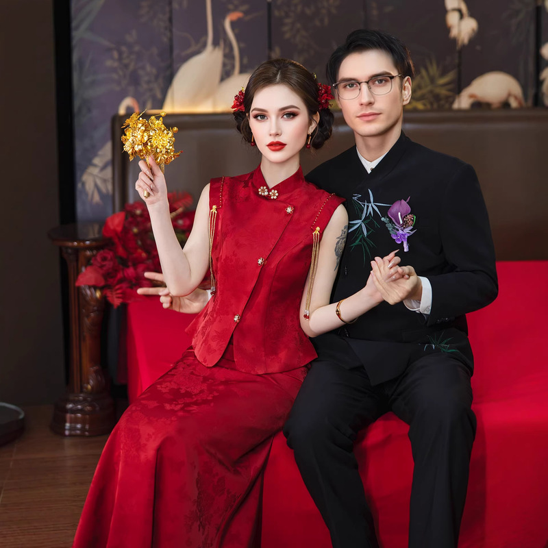 Burgundy Retro New Style 2026 Bridal Toast Dress, Light Luxury High-End Engagement Evening Gown, Sleeveless, Elegant and Slim-Fitting