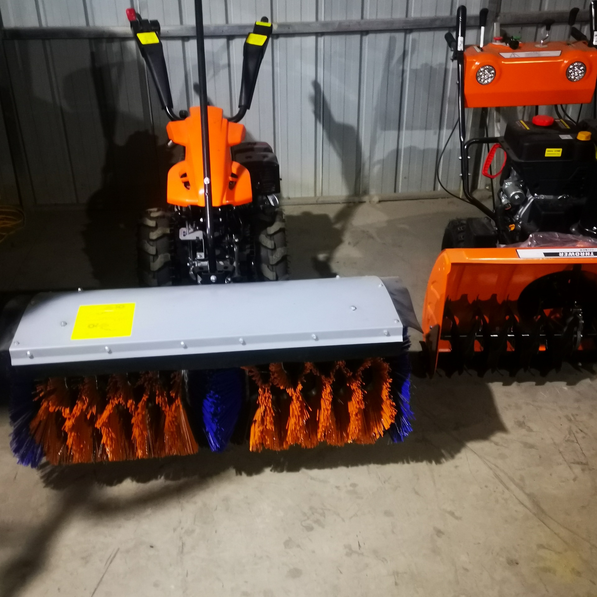 自走式液压扫雪机 多功能小型抛雪除雪机手推式小型扫雪机