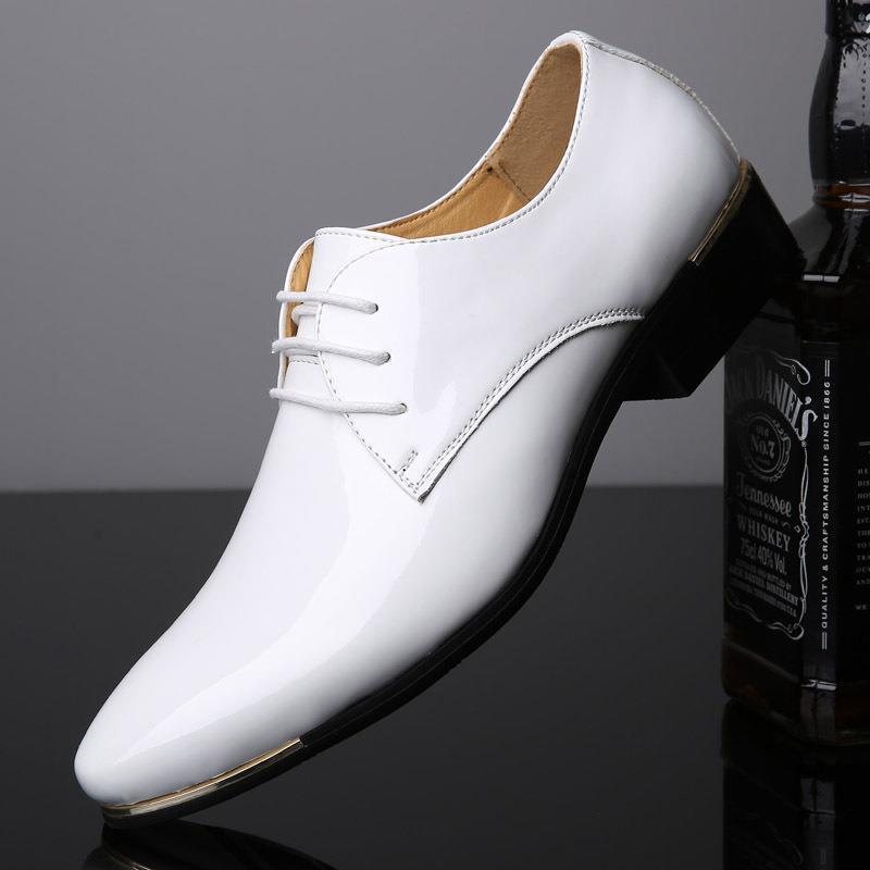 2022新款男皮鞋漆皮休闲商务鞋白色正装皮鞋低跟男士时尚商务皮鞋