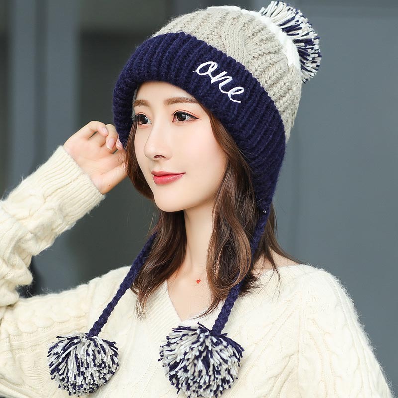 하나의 세 머리카락 공 네이비