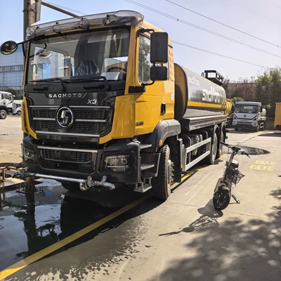 Delong Rear Eight-Wheel Sprinkler Truck Cross-Border Factory 6*4 Engineering Vehicle Manufacturer Direct Sales (Suvarma maşınları)