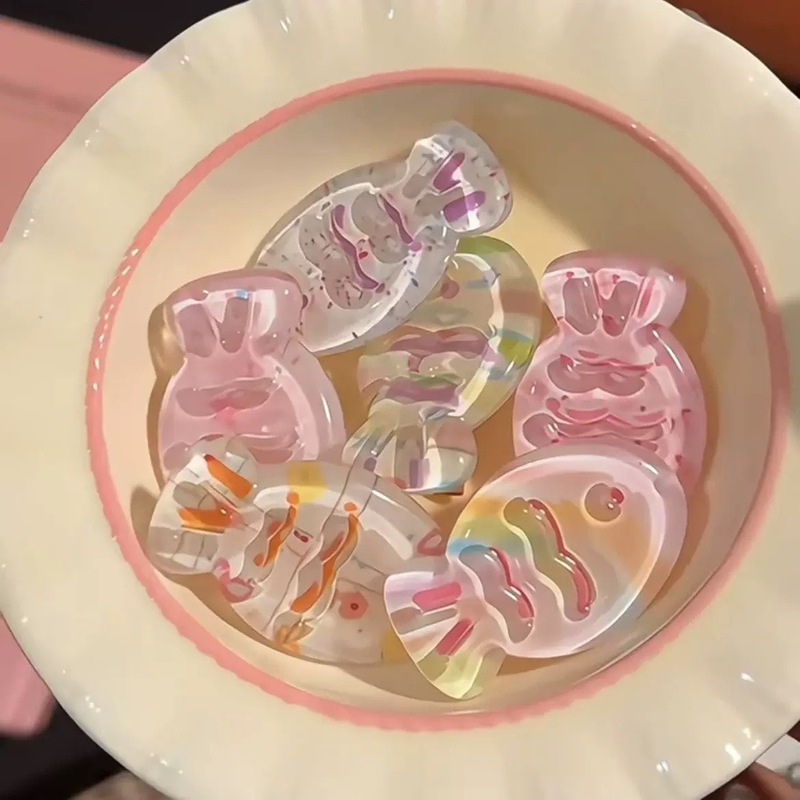 ネットの赤い金のかわいい図案の猫の甘い少女の前髪は子供の髪を挟んで漫画を挟みます。|undefined