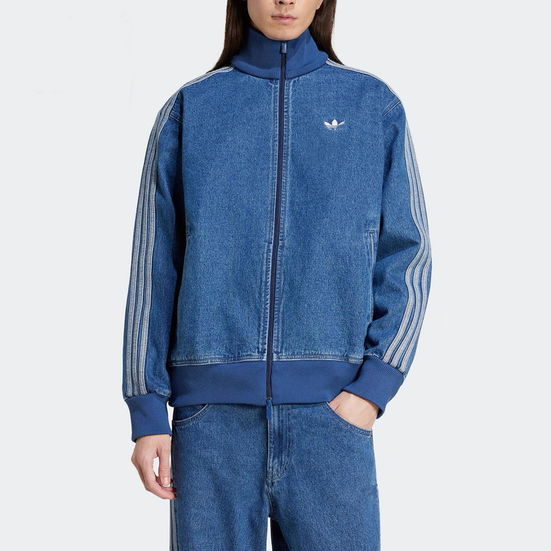 Spring and Autumn Denim Short Three-Stripe Jacket, Unisex Versatile Top with Embroidered Logo, Stand Collar, Retro Sports Jacket Spring and Autumn Denim Short Three-Stripe Jacket, Unisex Versatile Top with Embroidered Logo, Stand Collar, Retro Sports Jacket