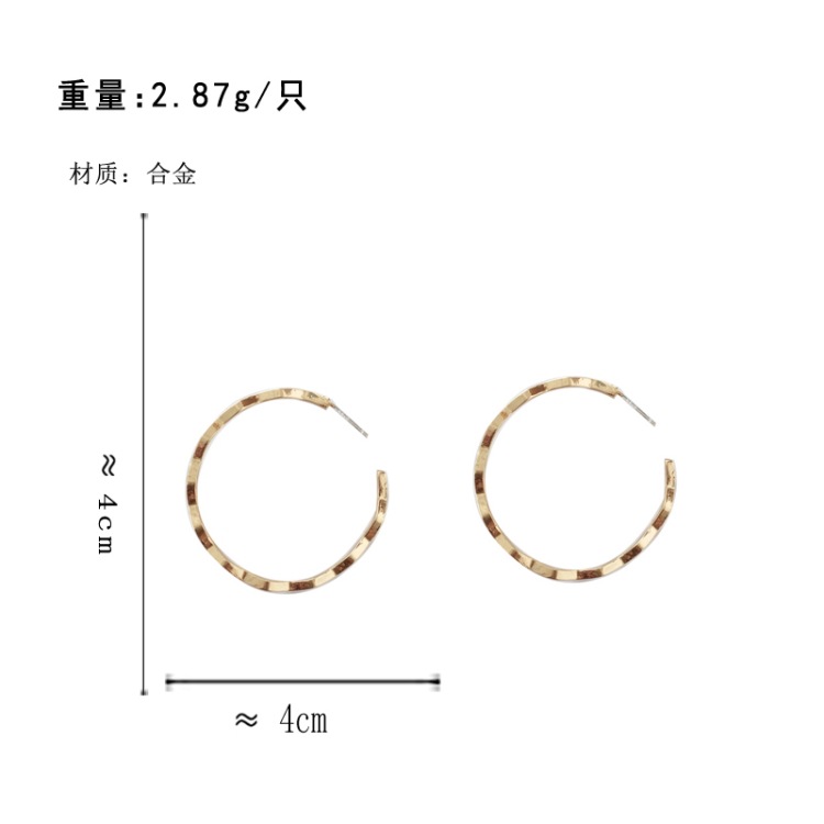 Fashion Geometric Wave Big Circle Alloy Earrings Wholesale display picture 14