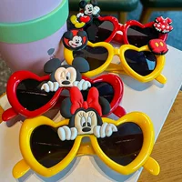 Микки Маус Девушка Любовь Солнцезащитные очки Девушка Новый пляж Персиковое Сердце Солнцезащитные очки Корейская версия День рождения Фотографические очки