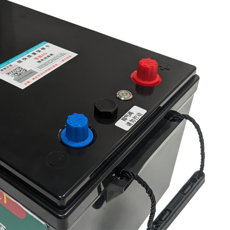 Batería inteligente de arranque de batería de litio 4G 24V200Ah Batería de plomo-ácido de larga duración