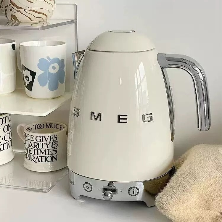 in stock European regulations Italy SMEG vintage electric kettle to make tea 7 temperature home gifts