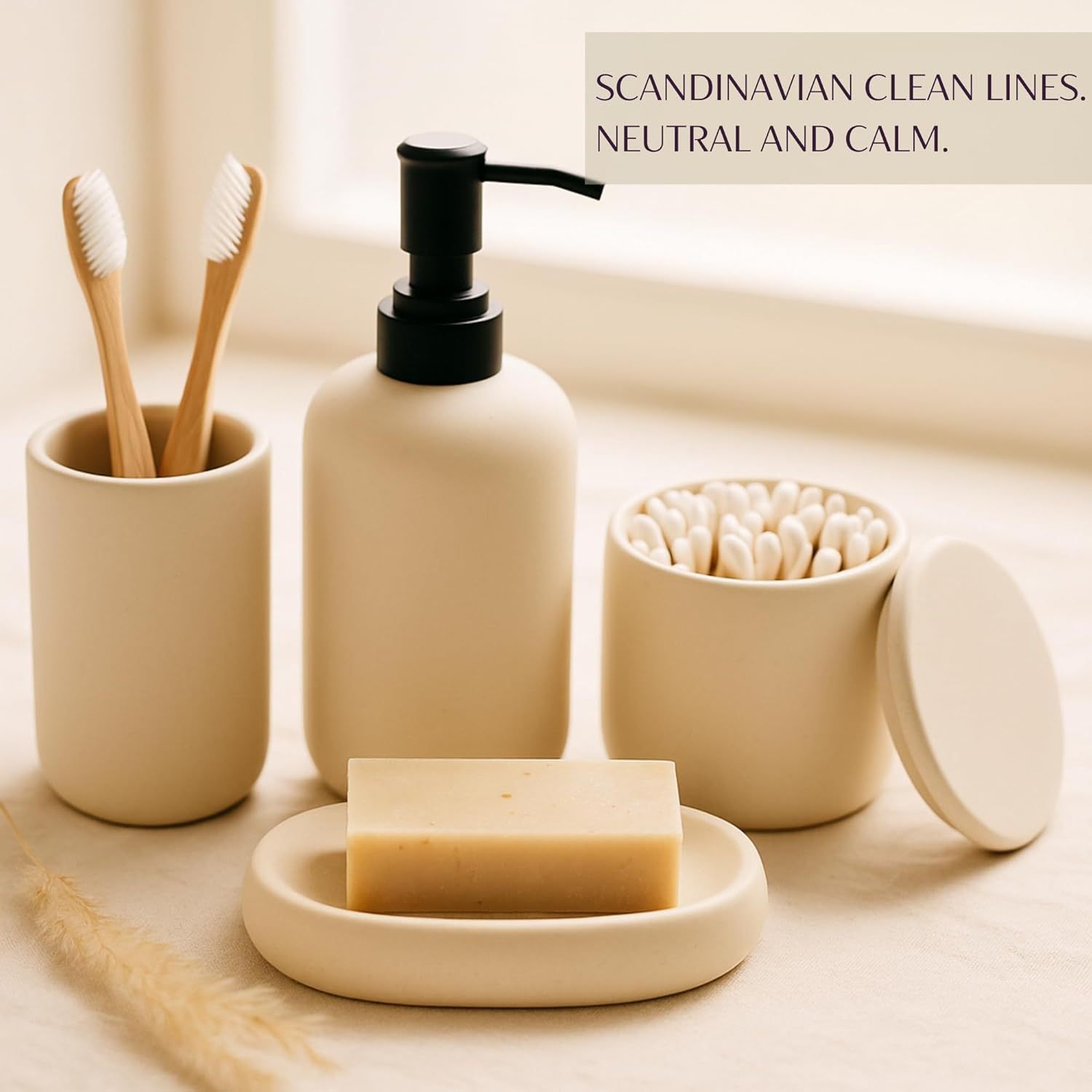 Accesorios de baño de cerámica nórdica moderna de cuatro piezas, caja de jabón de color neutro, set de lavado de jabón image 5