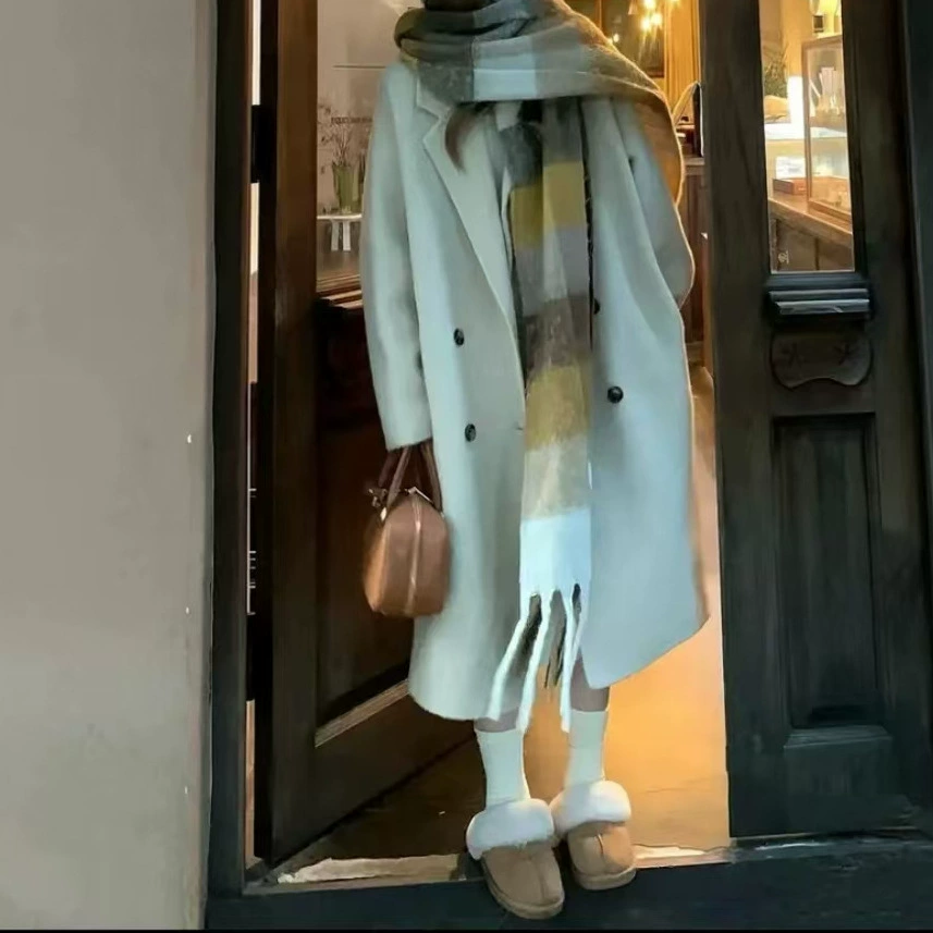 Маленькое 2024 зимнее новое корейское пальто прямое пальто, хлопок утолщенная шерстяная куртка, пальто утолщенная куртка