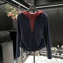 2025秋冬拼接撞色修身显瘦长袖连帽卫衣女装百搭原宿风休闲上衣女