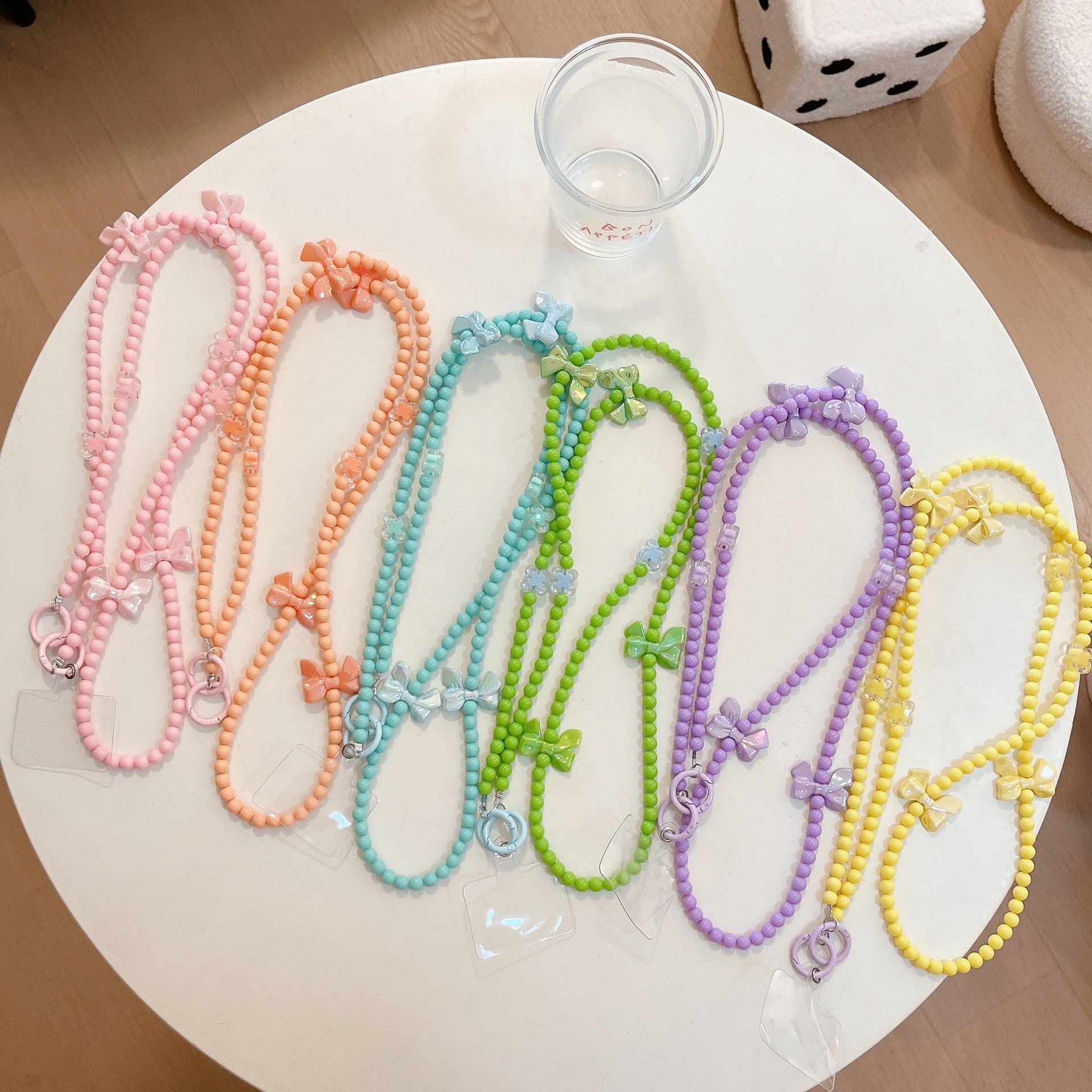 新款手机壳手链斜挎链高级感蝴蝶结diy手工手链珍珠女链配件批发