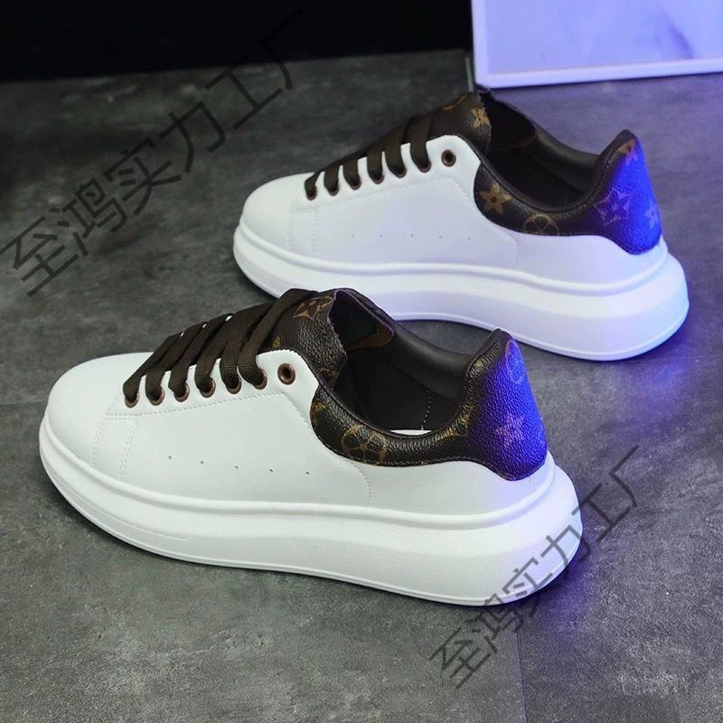 2025 новая модель Вэнь Маккуин принт маленькие белые туфли для девочек пара студентов тренд спорт повседневная мужская обувь дикая высокая обувь