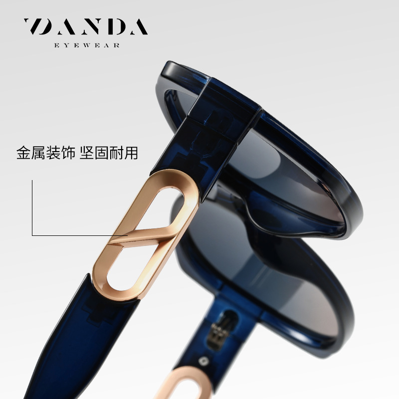 Nuevas gafas de sol polarizadas TR7558 Fashion Street Shooting Ladies Gafas de sol al aire libre Gafas de sol polarizadas con protección solar