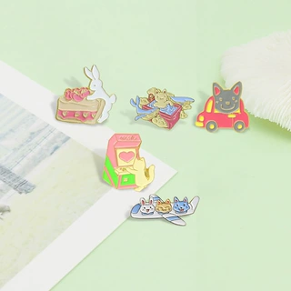 开心动物快乐航线 小兔做蛋糕 小猫玩游戏 小狗开汽车 卡通胸针