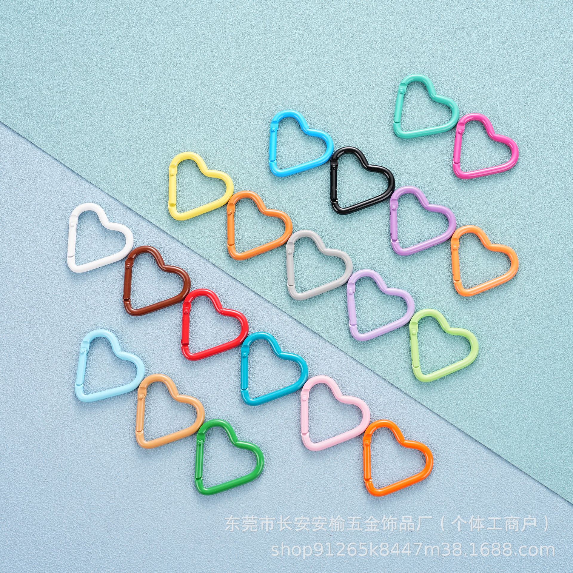 彩色合金烤漆爱心桃心登山扣扣锁扣 DIY钥匙扣配件背包铝材质挂钩