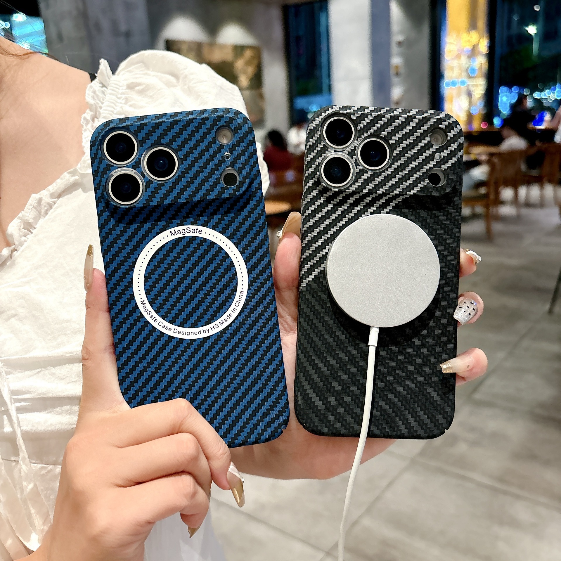 Passend für iPhone 17 Carbonfaser-Matt-Handyhülle, 16 Pro Max Magnetladefunktion, 15 Stoßfeste Schutzhülle_voghion.com