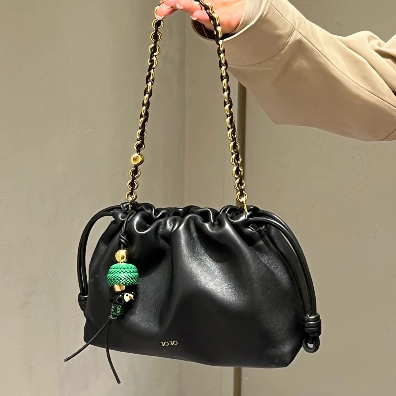 罗威福袋包 flamenco purse水桶包牛皮抽绳褶皱斜挎单肩腋下包