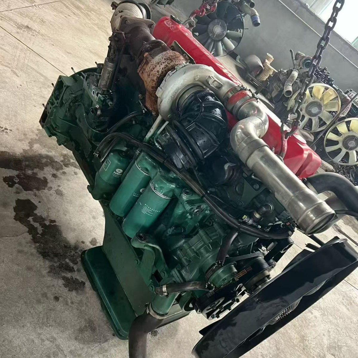 National May Day 11-liter 6DM2-46E51 engine, Sichuan Diesel Engine, and Liberation 13-liter CA6DM3-550.500 engine