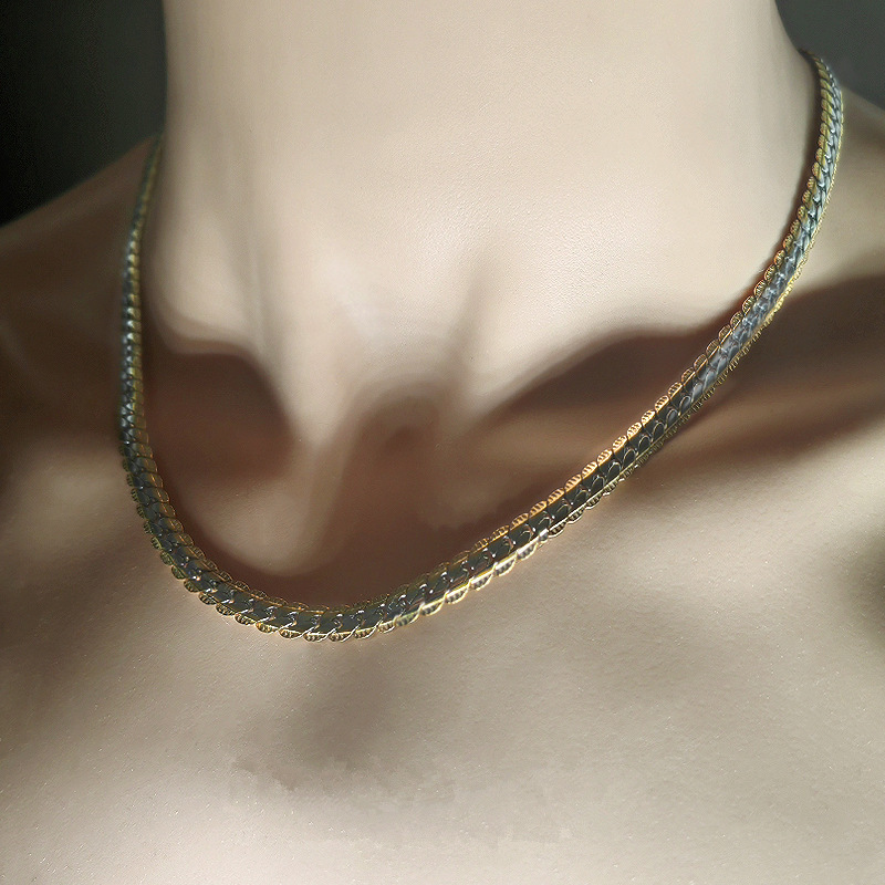 Embossed Cuban Chain Men's Distinctive Hip-Hop Snake Bone Chain Niche All-Match Design Golden High-Level Elegant Couple Necklace Embossed Cuban Chain Men's Distinctive Hip-Hop Snake Bone Chain Niche All-Match Design Golden High-Level Elegant Couple Necklace