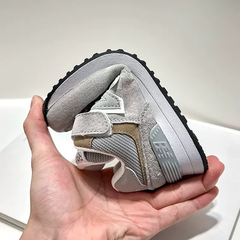 儿童运动鞋秋季新款网面鞋魔术贴男童休闲老爹鞋二棉加绒女童板鞋