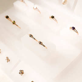 戒指展示架亚克力白色戒指架托首饰展示陈列道具架珠宝饰品展示架