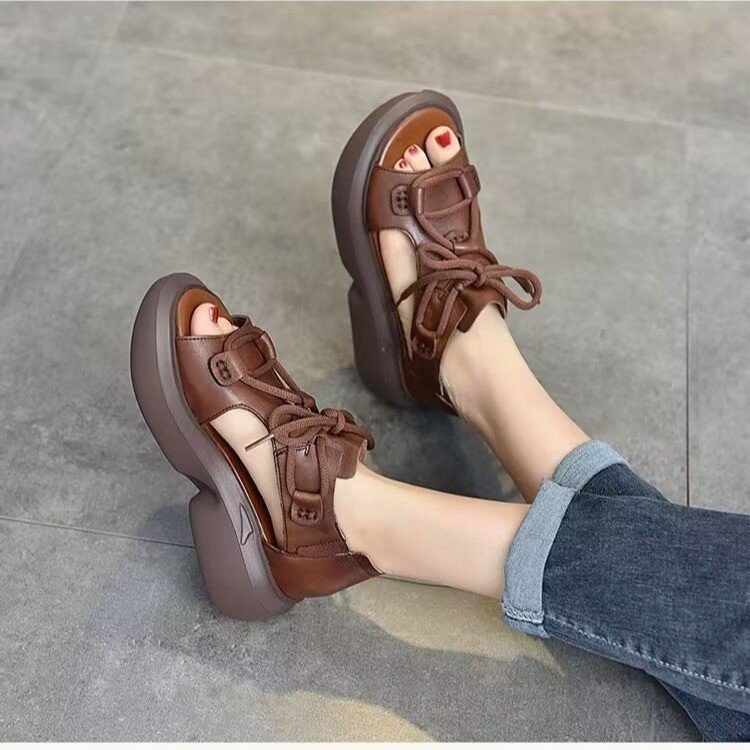 Roman muffin bottom sandalias para mujeres 2026 verano nuevo aumento de altura de fondo pescado sandalias para mujeres de edad media