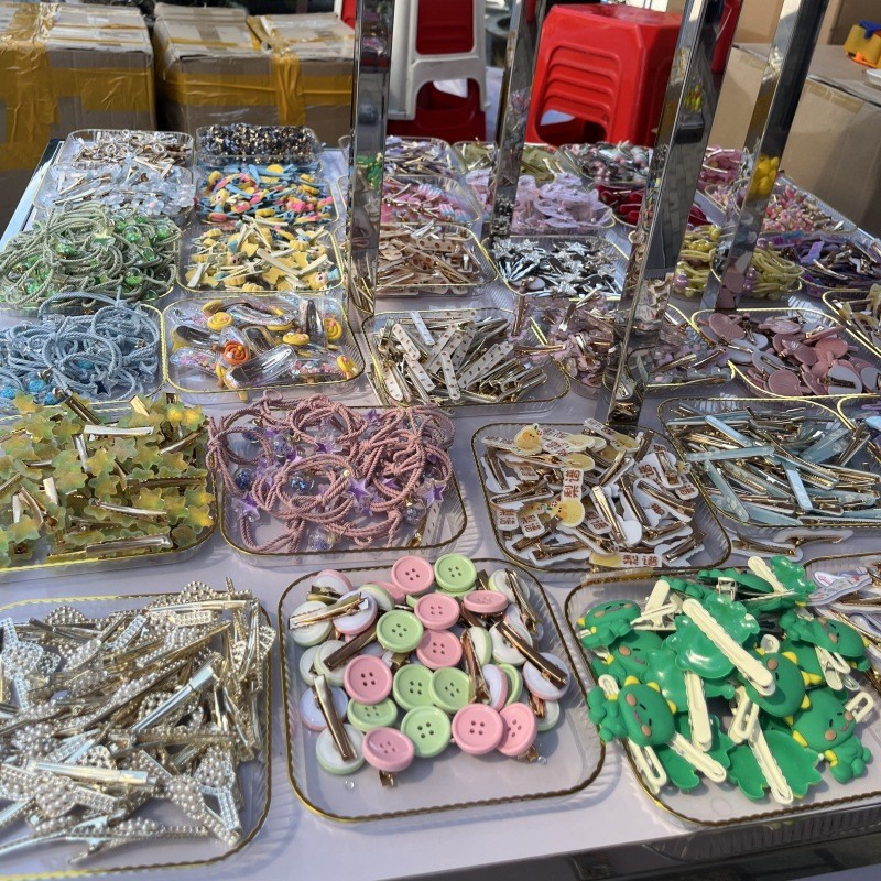 小商品批发网红摆摊