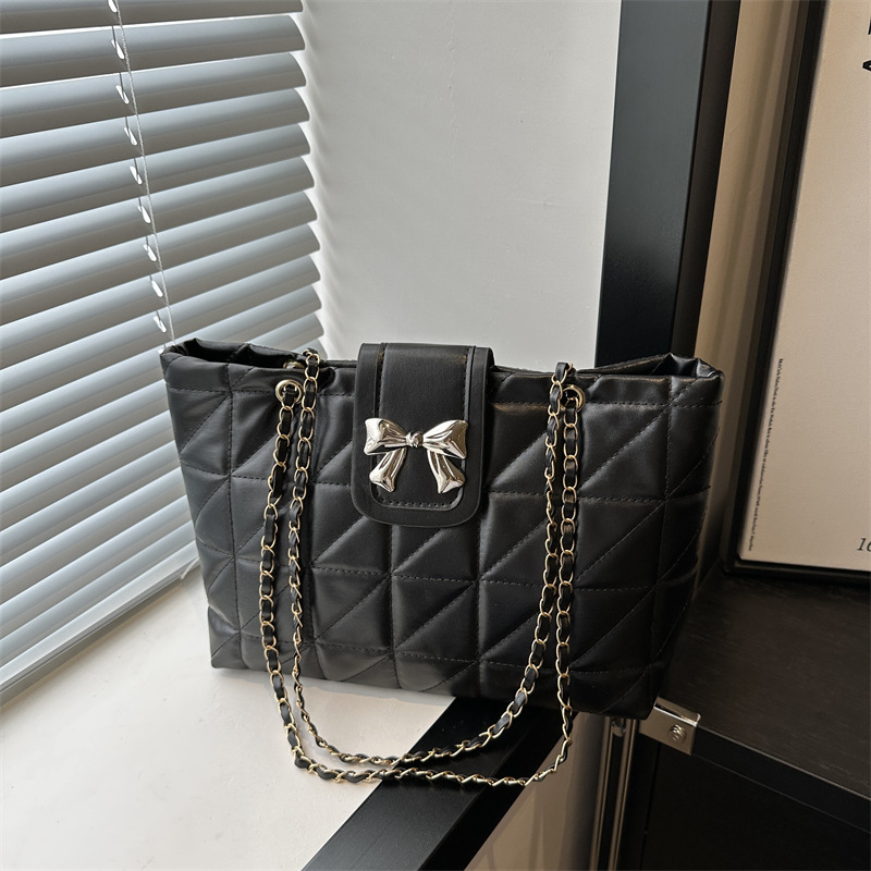 Bolso de cadena de diamante suave de alta calidad bolso de alta capacidad de alta capacidad 2024 nuevo bolso de hombro de moda de todo fósforo bolso grande