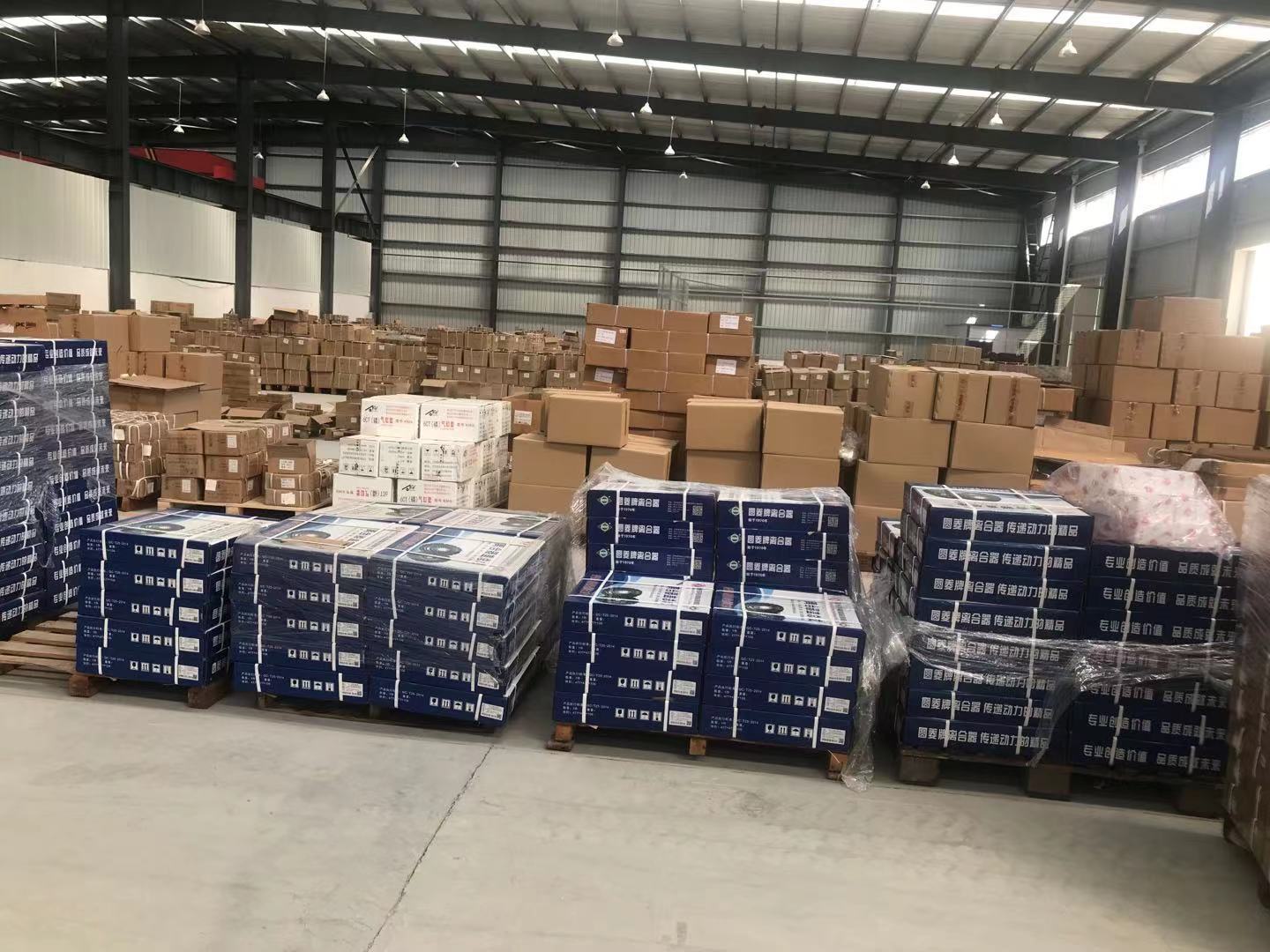Professional Wholesale Dongfeng Tianlong Hercules Car Rear Axle Steel Plate Slider 2904324-K2000