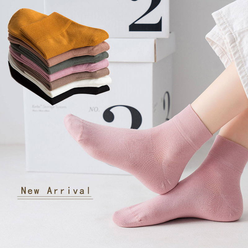 Spring and Summer socks women's Egyptian cotton low-top solid color mid-calf short socks boneless spring and autumn Black thin socks tide