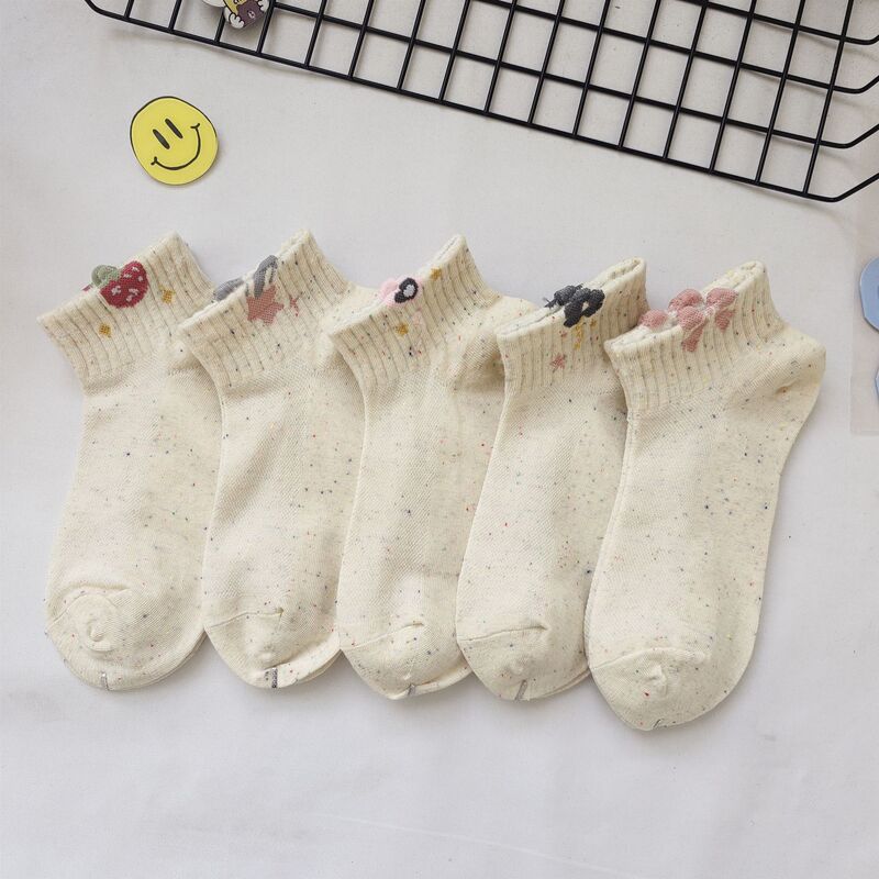 Japanese cute ladies socks women's boat socks point yarn strawberry breathable mesh Liaoyuan cotton socks manufacturers wholesale Japanese cute ladies socks women's boat socks point yarn strawberry breathable mesh Liaoyuan cotton socks manufacturers wholesale