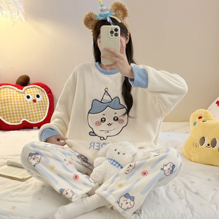 Al por mayor transfronterizo invierno nuevo collar redondo pijama mujer dulce dibujos animados engrosado calentamiento ropa de franela para el hogar