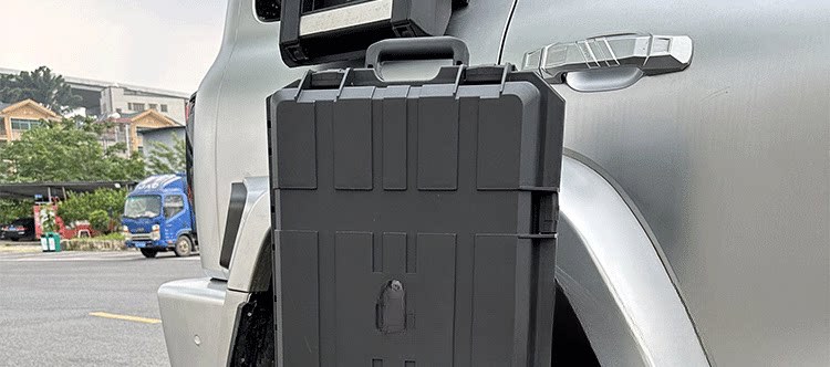Universal car travel large-capacity roof luggage box, roof equipment box, three-proof car-mounted explosion-proof box