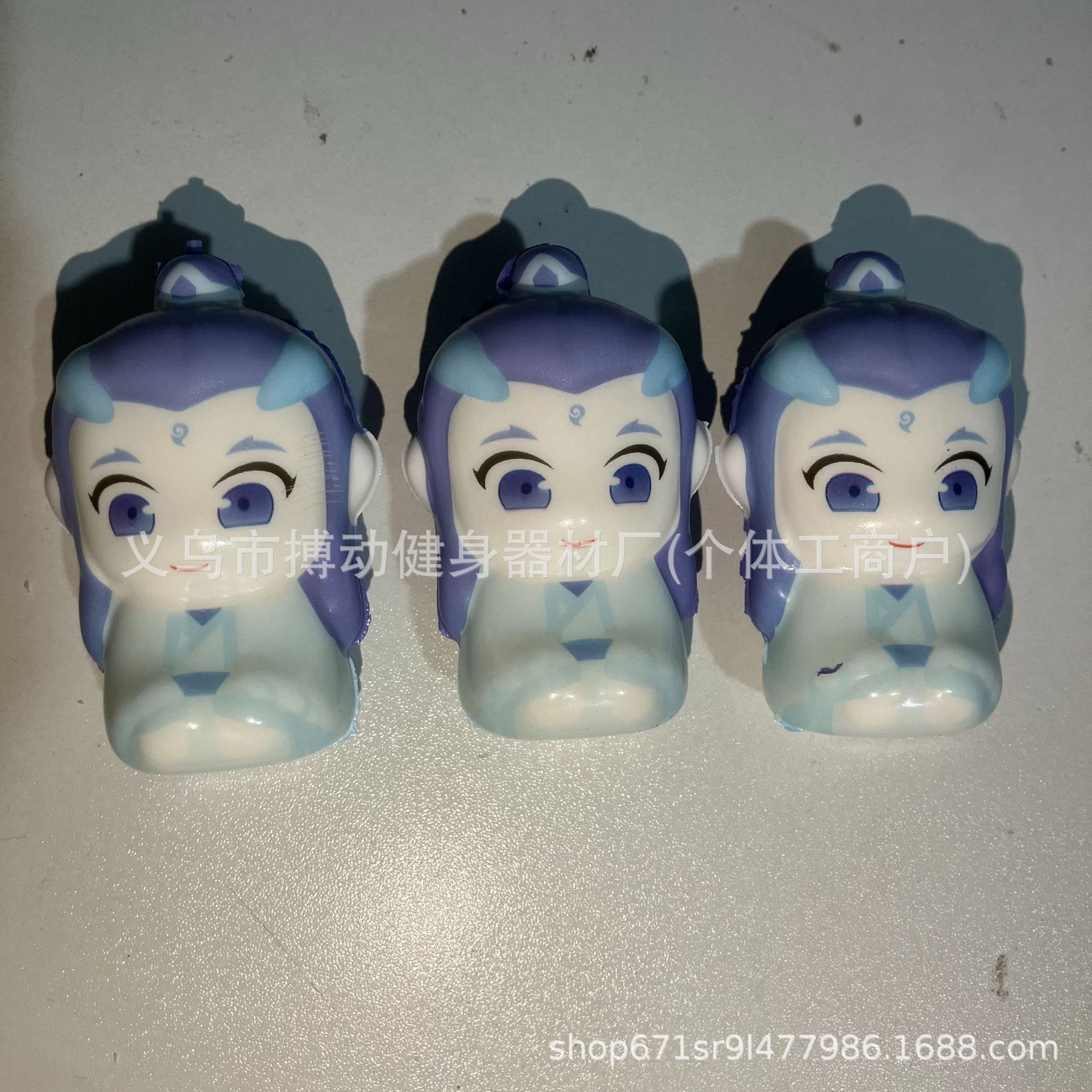 El suministro de primera mano explotó Nazha amasador fabricante de venta directa Nazha Pu rebote lento ao Bing serie de animación muñecas