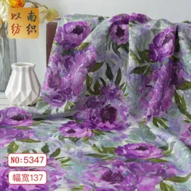 色织、提花布;印花、扎染布;涤纶面料