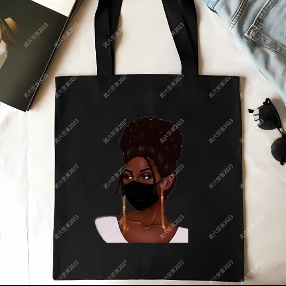 fashionable shopping bag