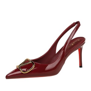 1362-KJ117 European and American style sexy pointed metal V-buckle with high-end feel, patent leather back, empty rear s